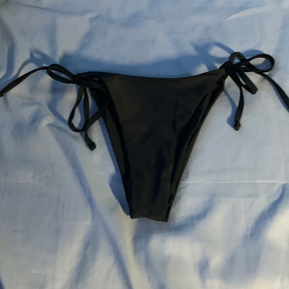 Womens bikini bottom